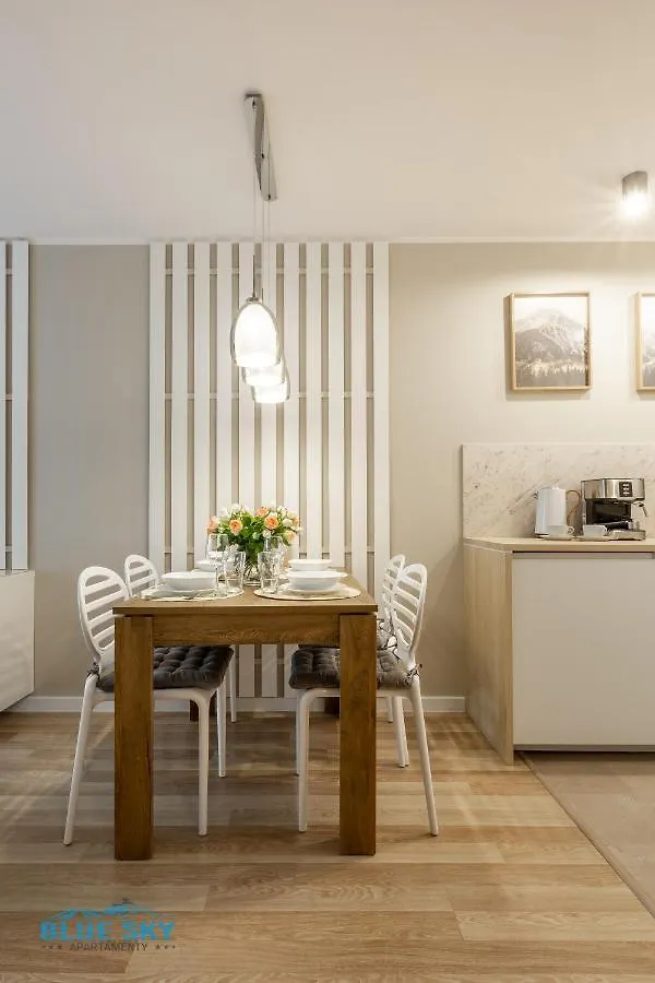 Apartamenty Bluesky - Przemyslowa, W Spokojnej, Zielonej Okolicy, Blisko Sklepow Karpacz 0*,  Polsko